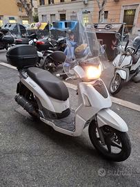 Kymco People S 200 (2011) – Euro 3 Roma