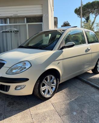 Lancia Ypsilon 1.2 Oro