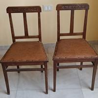 Sedie antiche rivestite in cuoio