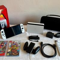 Nintendo Switch OLED Bianca accessoriata+ 3 giochi