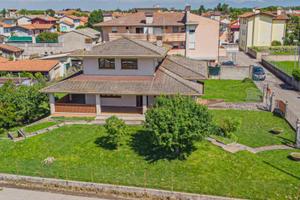 VILLA TRICAMERE PIANO UNICO, ZONA CENTRALE