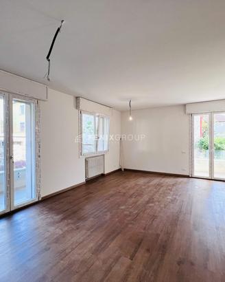 TRILOCALE RISTRUTTURATO con GARAGE