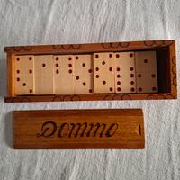 Gioco domino Vintage con scatola in legno.