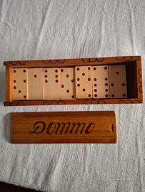 Gioco domino Vintage con scatola in legno.