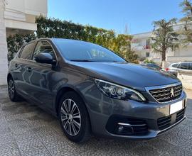 PEUGEOT 308 BlueHDi 130 S&S Allure Pack