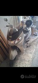 Burgman 400