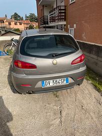 Alfa romeo 147