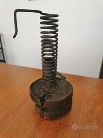 Porta candela antico a spirale