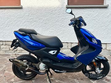 YAMAHA AEROX NAKED 2T