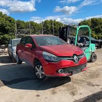Renault Clio ricambi