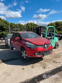 Renault Clio ricambi