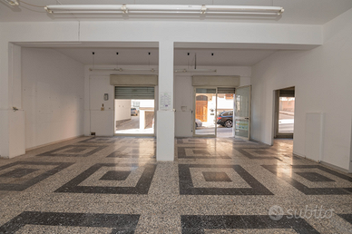 Locale commerciale a due passi dal centro