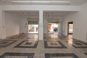 Locale commerciale a due passi dal centro