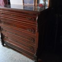 Mobile antico fine 800