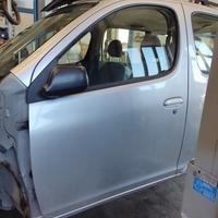 Porta ant sx nuda TOYOTA YARIS VERSO 2002