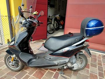 Piaggio Fly