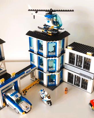 LEGO 60141 City Police Station