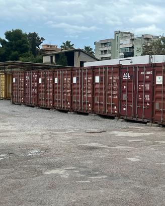Box magazzini posti auto moto imbarcazioni