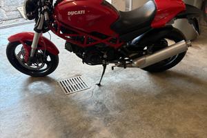 Ducati Monster 695 - 2007