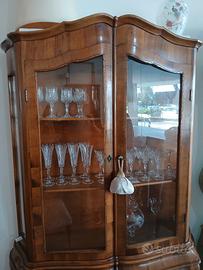 vetrina stile chippendale 