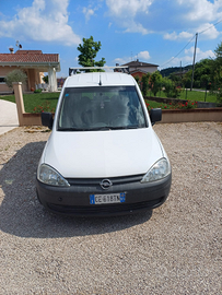 Opel Combo doppia cabina