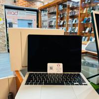 MacBook Air 13 2024 8GB RAM 256GB SSD M2