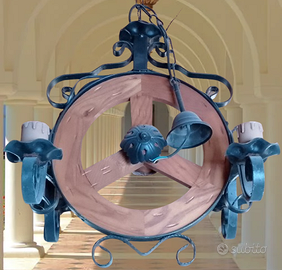 Lampadario rustico ruota di carro