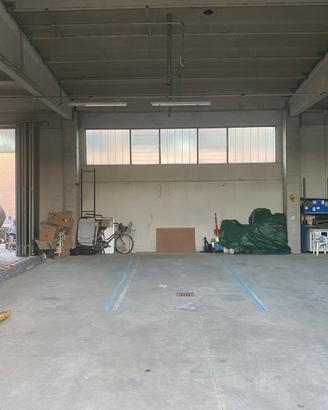 Capannone in zona artigianale