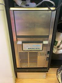 Macchina produttore di ghiaccio