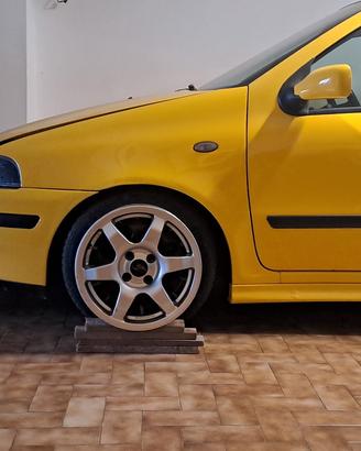 Cerchi in lega Tecnomagnesio 15"