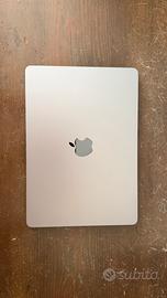 Macbook Air 13,6 512 GB, chip M2.