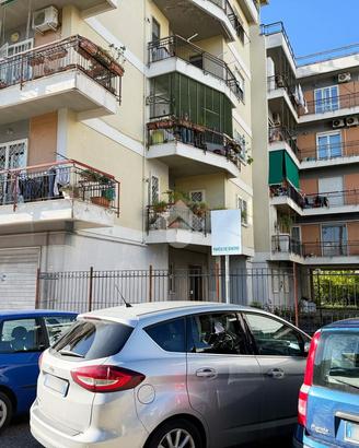 3 LOCALI A POMIGLIANO D'ARCO