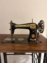 Macchina da cucire vintage SINGER