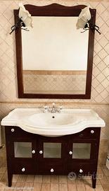 Mobile bagno, specchio e vetrina