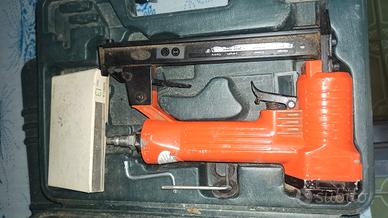 Graffettatrice pneumatica