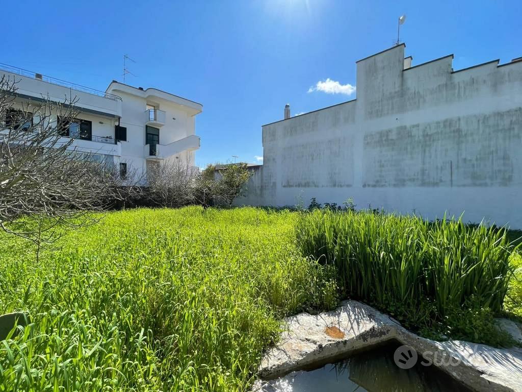 Terreno di 443 m² a Martano - Altro