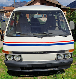 Nissan vanette 2.0 diesel