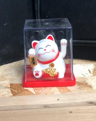 Gatto che invita Maneki-neko