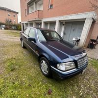 MERCEDES 200  ELEGANCE  2.0 benzina