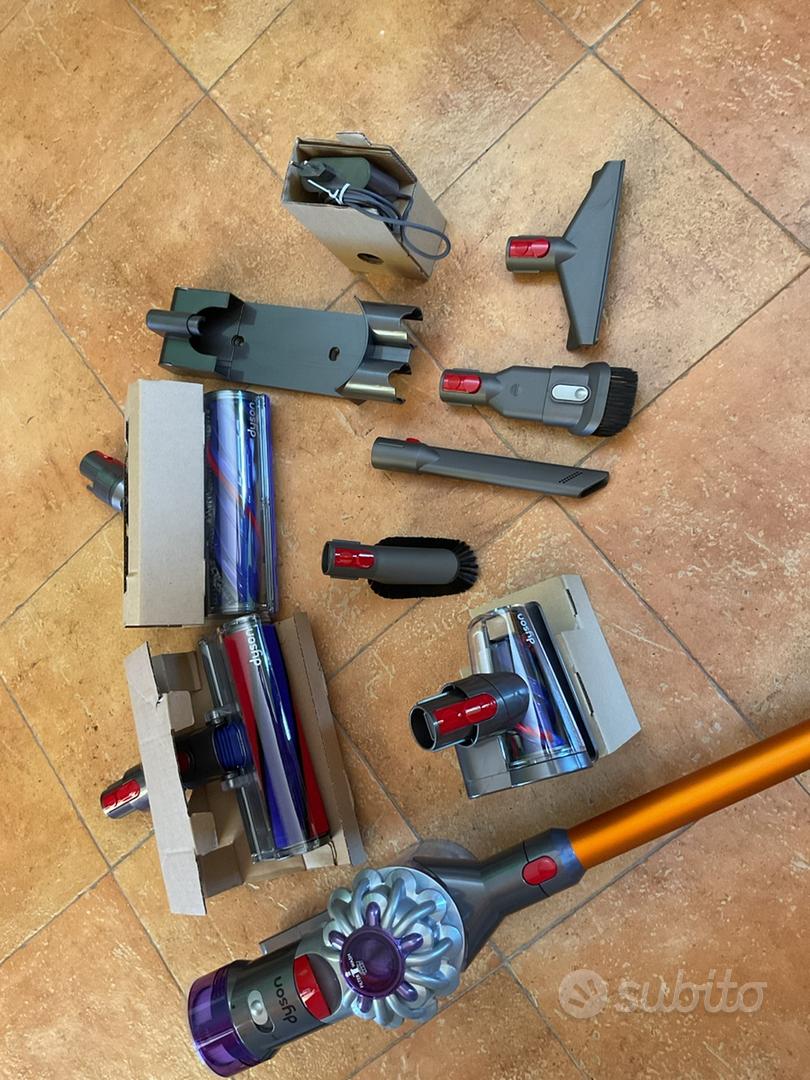 ORIGINALE DYSON V8 ABSOLUTE NUOVISSIMO - Elettrodomestici In vendita a Roma