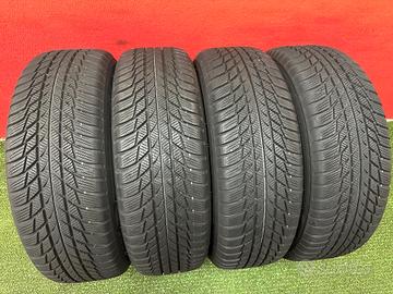 215 65 17 Gomme Invernal Bridgestone 95% 215 65R17