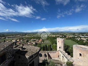 ATTICO A SPELLO