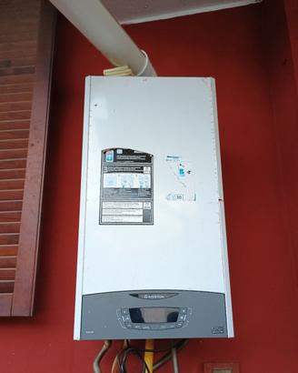 caldaia a condensazione Ariston 35Kw