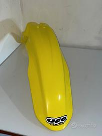 Parafango anteriore Ufo per Suzuki RM 125 01-22