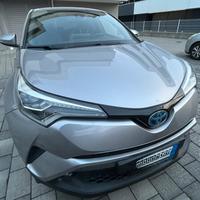 Toyota C HR 1.8 hybrid lounge