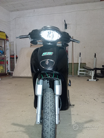 Scarabeo 50cc 2 tempi