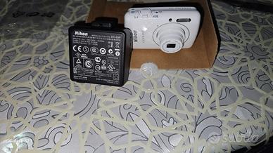 Fotocamera digitale Nikon nuova