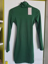 vestito corto con scollo dietro taglia unica