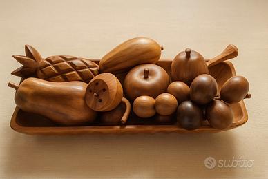 Set Completo di 9 Pezzi: Include una ciotola di pr