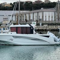 Beneteau Barracuda 8 con 2 Honda 150